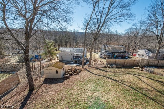 22 Mountain Heights Dr, Byram Twp., NJ 07871