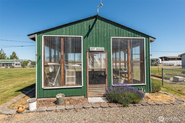63 E Nelson Road, Sequim, WA 98382
