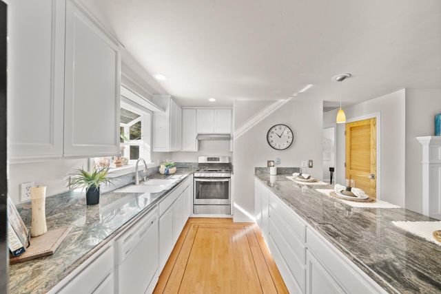 114 Pinecrest Ave, Auburn, CA 95603