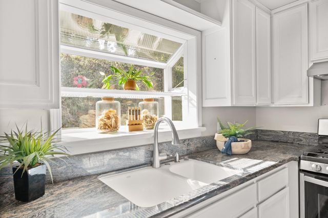 114 Pinecrest Ave, Auburn, CA 95603