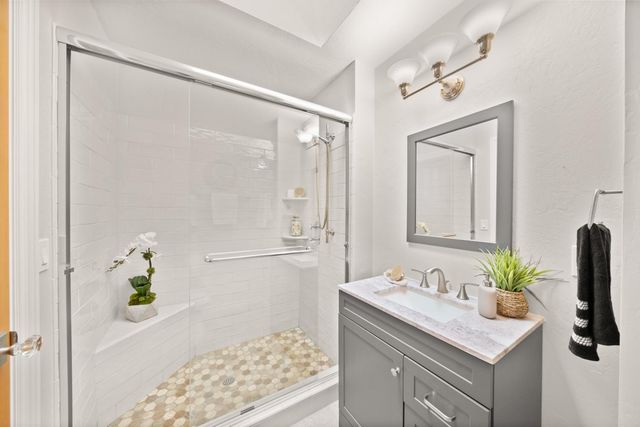 114 Pinecrest Ave, Auburn, CA 95603