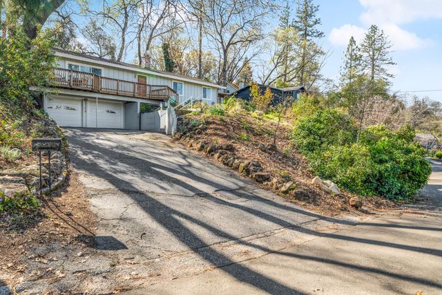 114 Pinecrest Ave, Auburn, CA 95603