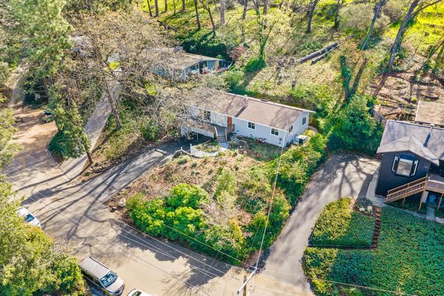 114 Pinecrest Ave, Auburn, CA 95603