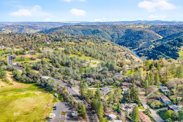 114 Pinecrest Ave, Auburn, CA 95603