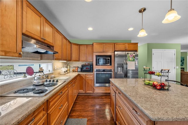 360 Belmore Way, Greece, NY 14612