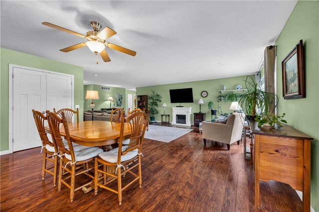 360 Belmore Way, Greece, NY 14612