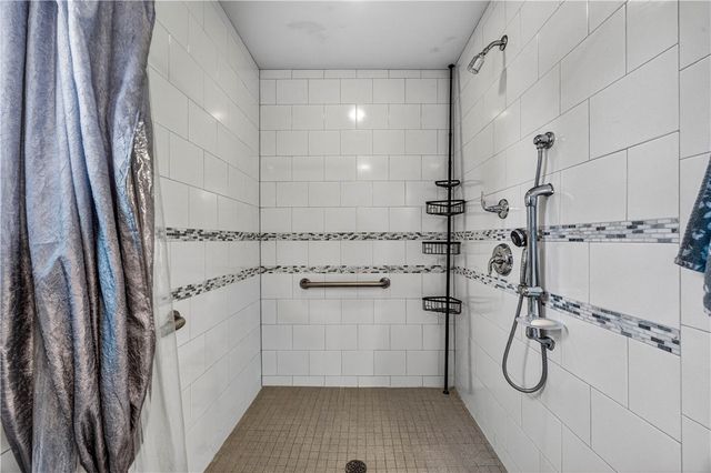 360 Belmore Way, Greece, NY 14612