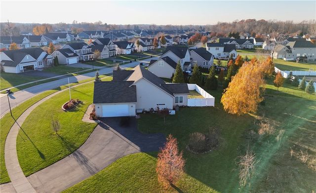 360 Belmore Way, Greece, NY 14612