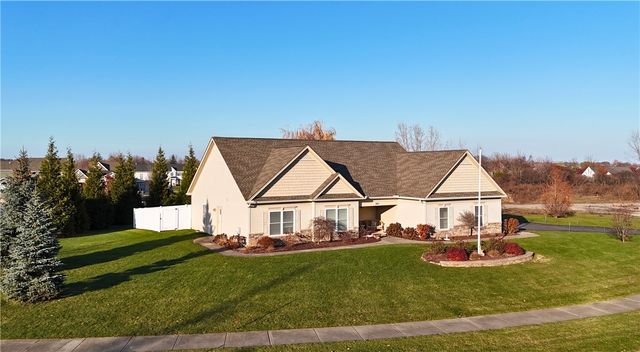 360 Belmore Way, Greece, NY 14612