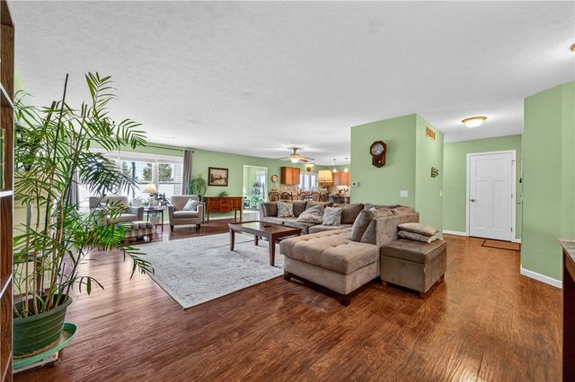 360 Belmore Way, Greece, NY 14612