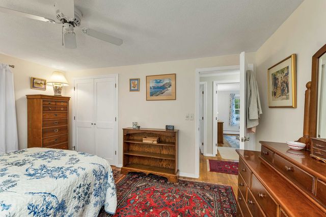 2 Glendale Road, North Hampton, NH 03862
