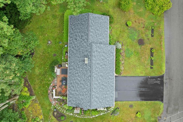 2 Glendale Road, North Hampton, NH 03862
