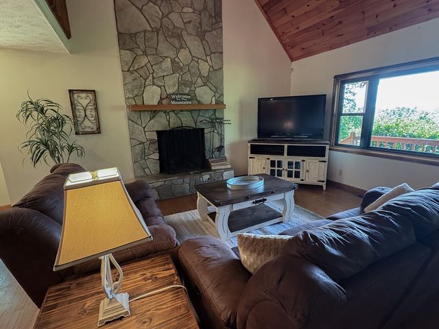 403 Buzzard Roost Road, Blairsville, GA 30512