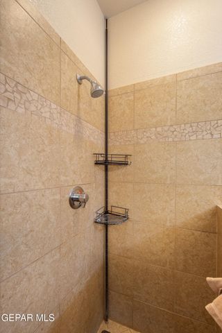 5805 WALES Drive, Sunland Park, NM 88008