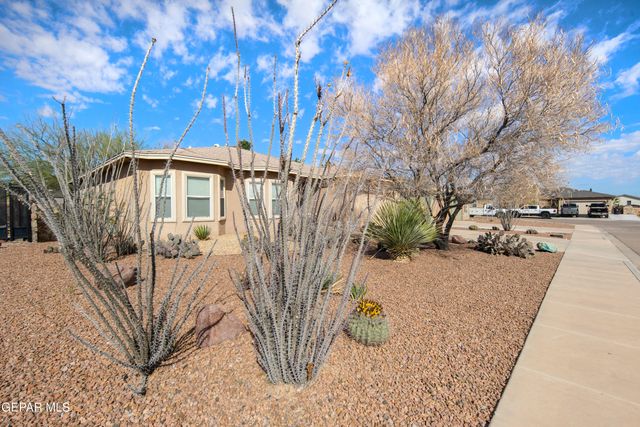 5805 WALES Drive, Sunland Park, NM 88008