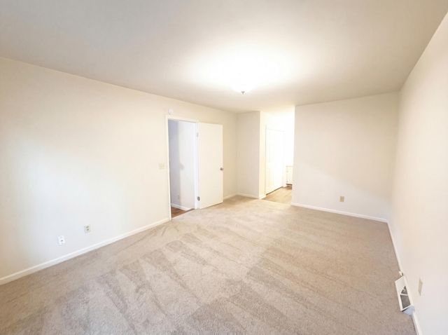 112 Palmetto Bluff Drive, North Charleston, SC 29418