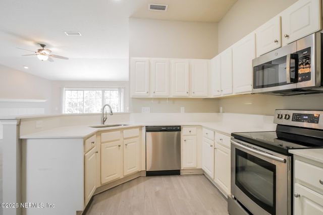 177 SOUTHERN GROVE Drive, St. Johns, FL 32259