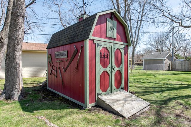 3831 Pine Avenue, Beach Park, IL 60099