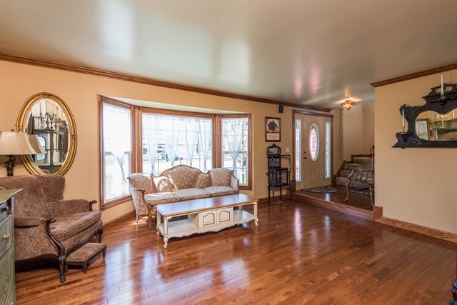 3831 Pine Avenue, Beach Park, IL 60099