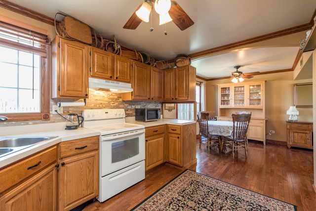3831 Pine Avenue, Beach Park, IL 60099