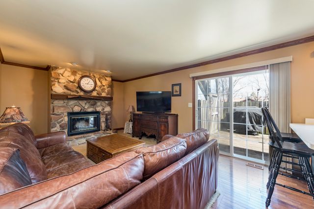3831 Pine Avenue, Beach Park, IL 60099