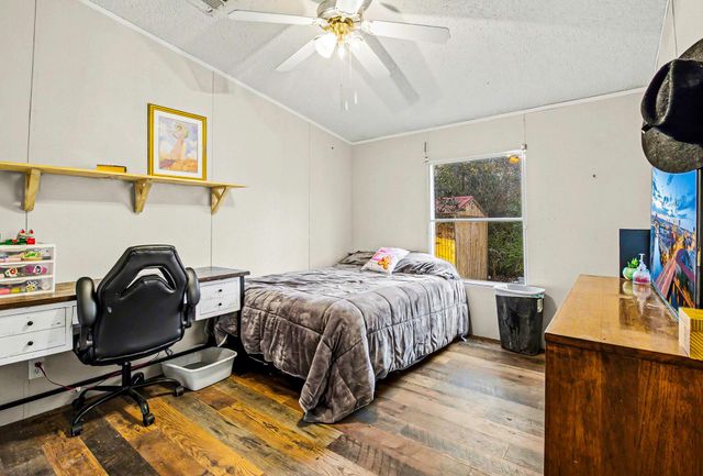 489 Cedar Valley Road, Livingston, TX 77351