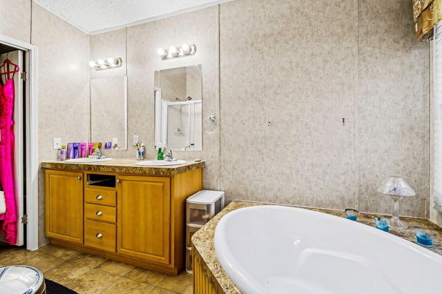 489 Cedar Valley Road, Livingston, TX 77351