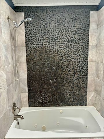 2405 Country Valley Road, Garland, TX 75041