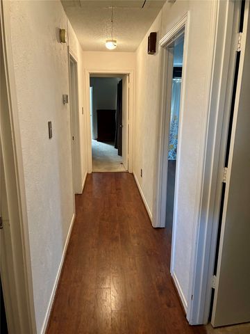 2405 Country Valley Road, Garland, TX 75041