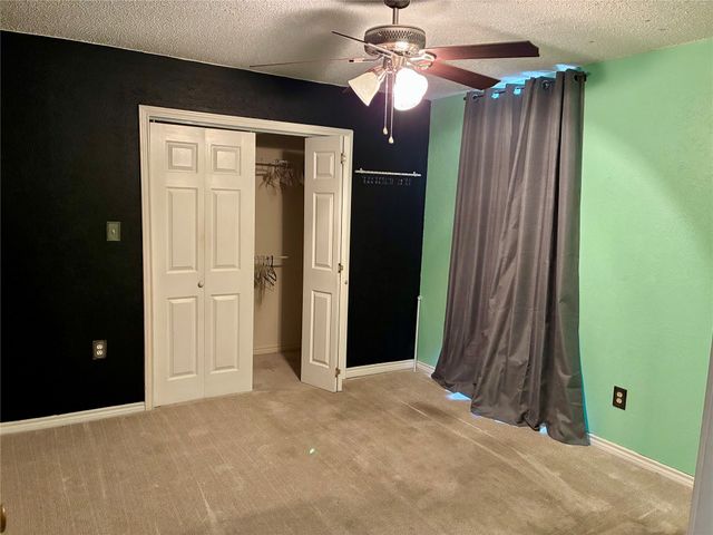 2405 Country Valley Road, Garland, TX 75041