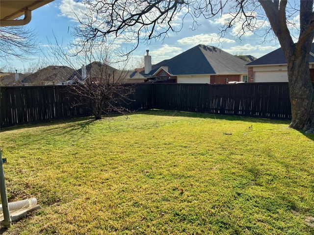 2405 Country Valley Road, Garland, TX 75041