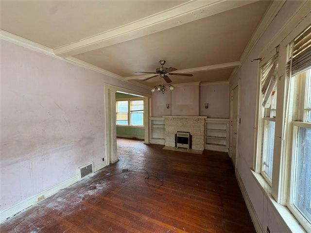 5728 Forest Avenue, Kansas City, MO 64110