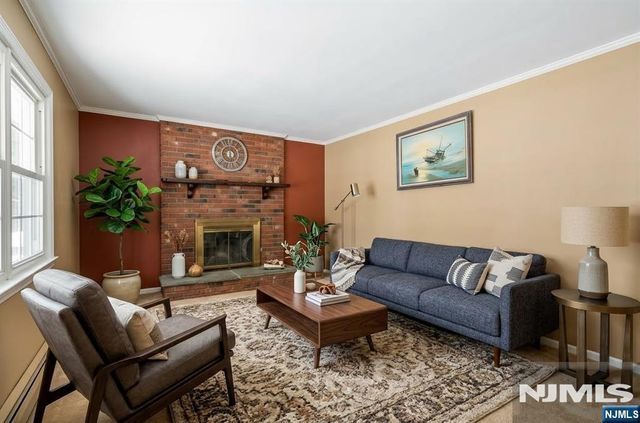 88 Vreeland Road, West Milford, NJ 07480