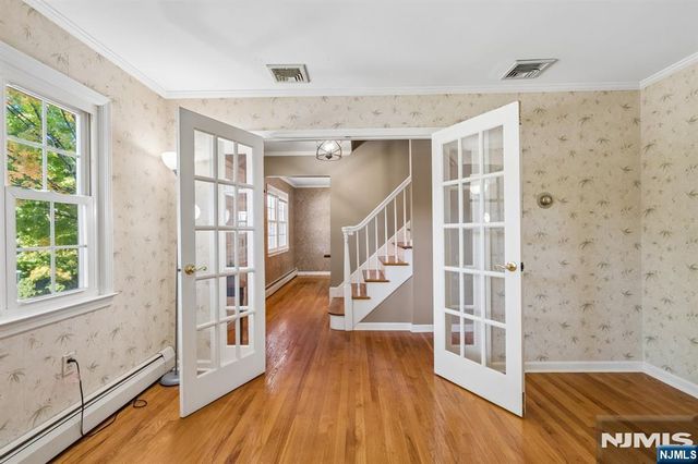 88 Vreeland Road, West Milford, NJ 07480