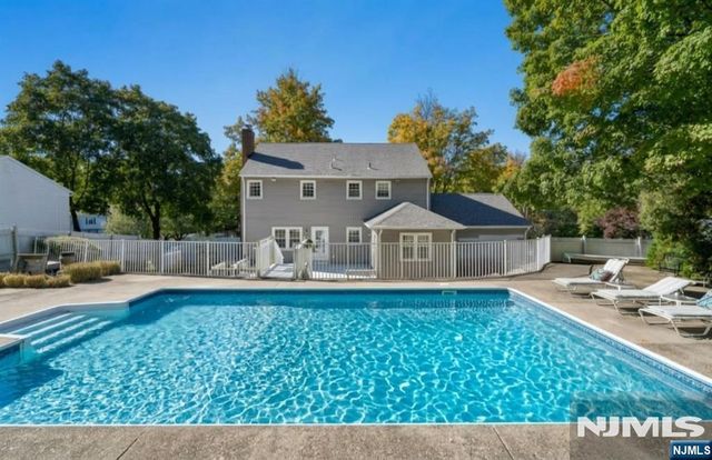 88 Vreeland Road, West Milford, NJ 07480