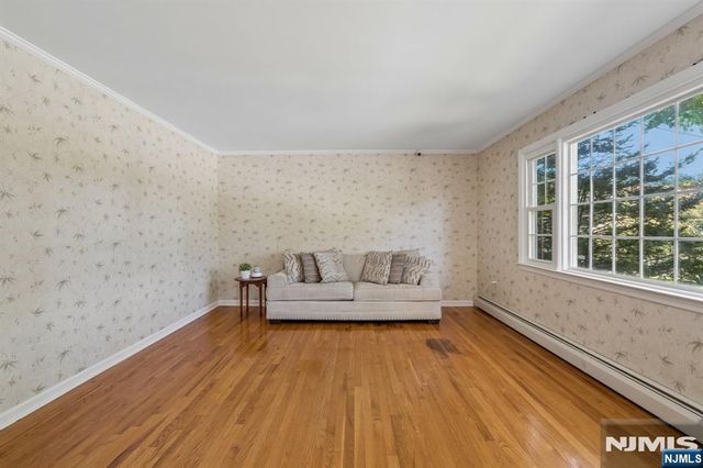 88 Vreeland Road, West Milford, NJ 07480