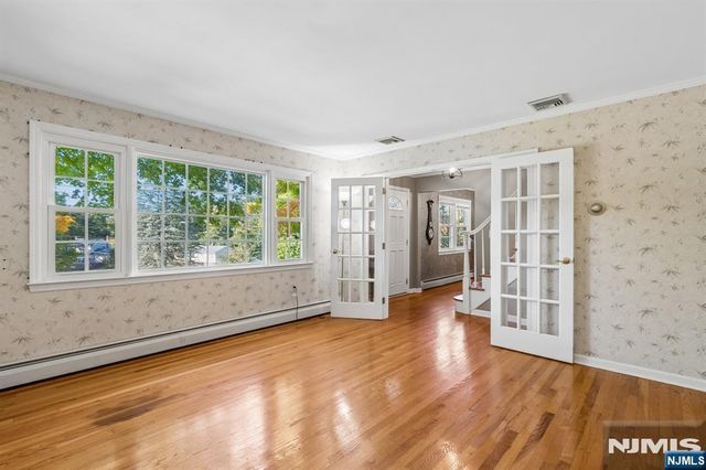 88 Vreeland Road, West Milford, NJ 07480