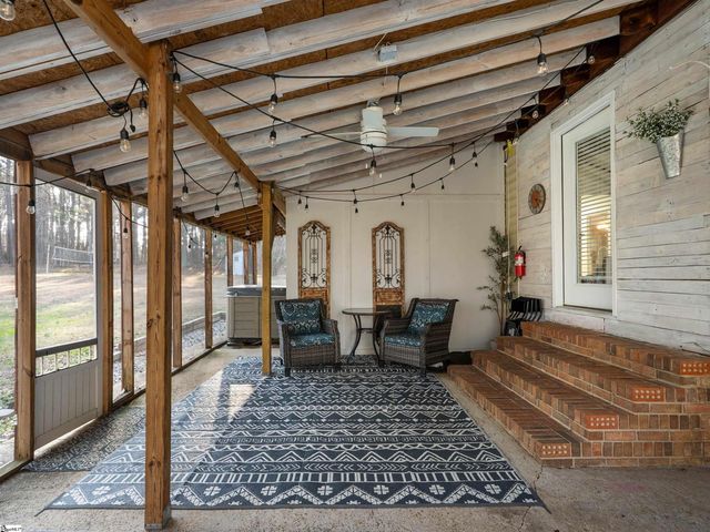 220 Pleasant Drive, Greenville, SC 29651