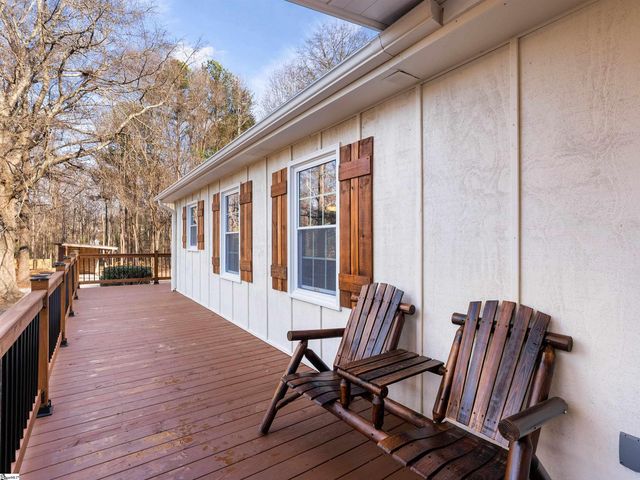 220 Pleasant Drive, Greenville, SC 29651