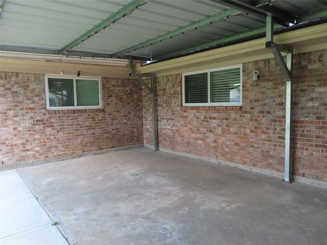 14207 Foxford Way, Houston, TX 77015