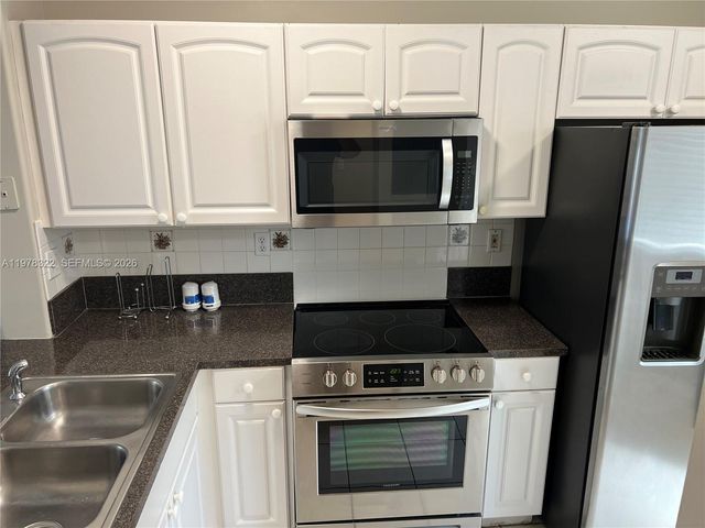 110 SW 109th Ave 15, Sweetwater, FL 33174