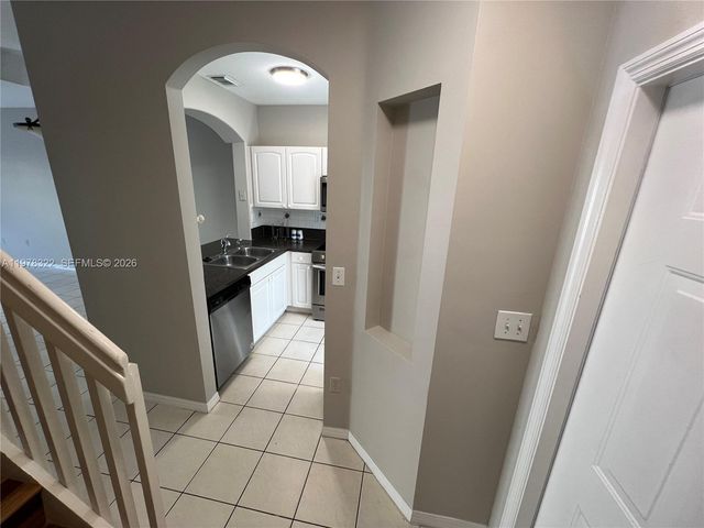 110 SW 109th Ave 15, Sweetwater, FL 33174