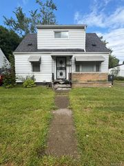 1701 Park Street, Flint, MI 48503