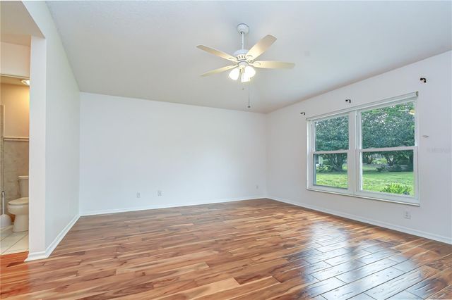 818 MCCALLISTER AVENUE, Sun City Center, FL 33573
