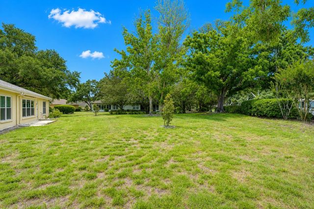 818 MCCALLISTER AVENUE, Sun City Center, FL 33573