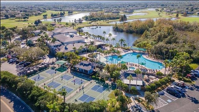 818 MCCALLISTER AVENUE, Sun City Center, FL 33573
