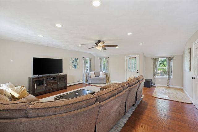 7 Alma Ter, Peabody, MA 01960