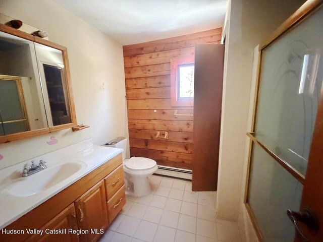 128 Debbie Drive, Athens, NY 12015