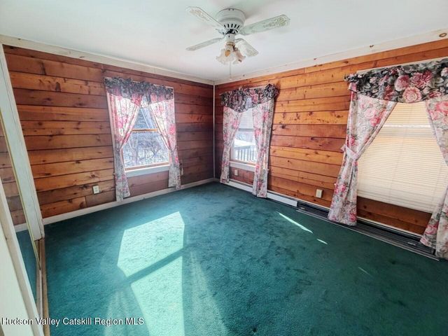 128 Debbie Drive, Athens, NY 12015