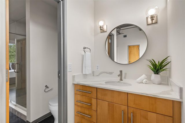 4801 S Congress Ave N2, Austin, TX 78745